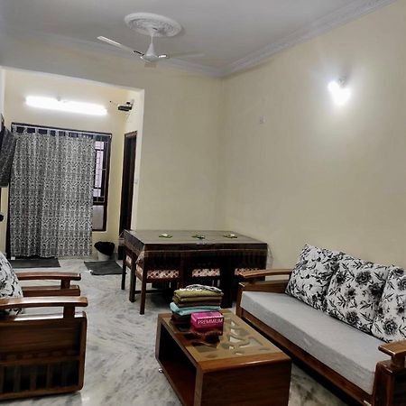Home To Explore Food, History & Shopping Hyderabad Exterior foto