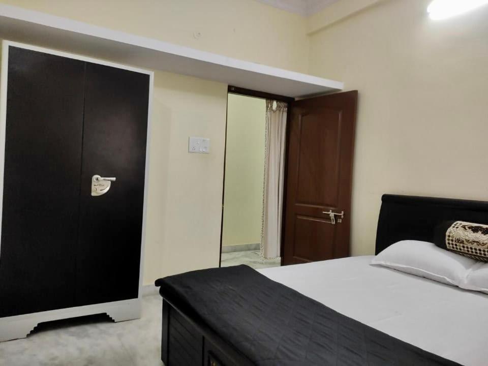 Home To Explore Food, History & Shopping Hyderabad Exterior foto